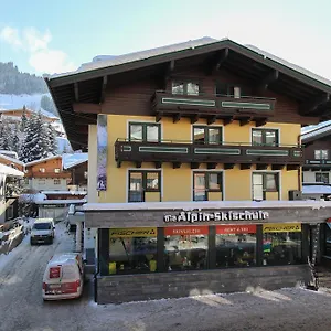 Heli's Frühstück Light Inkludiert 3* Saalbach