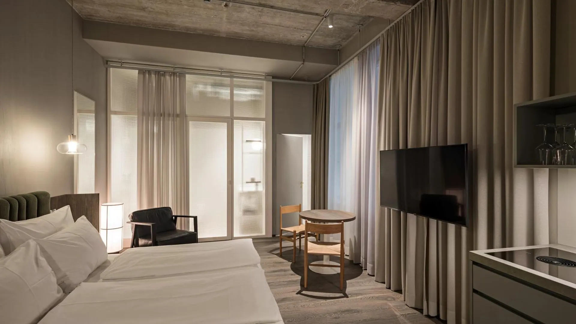 ***** Aparthotel Rooms By Wolfensson - Boutique Hotel Vienna Austria