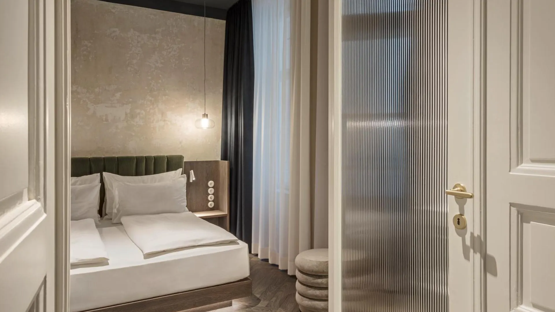 ***** Aparthotel Rooms By Wolfensson - Boutique Hotel Vienna Austria