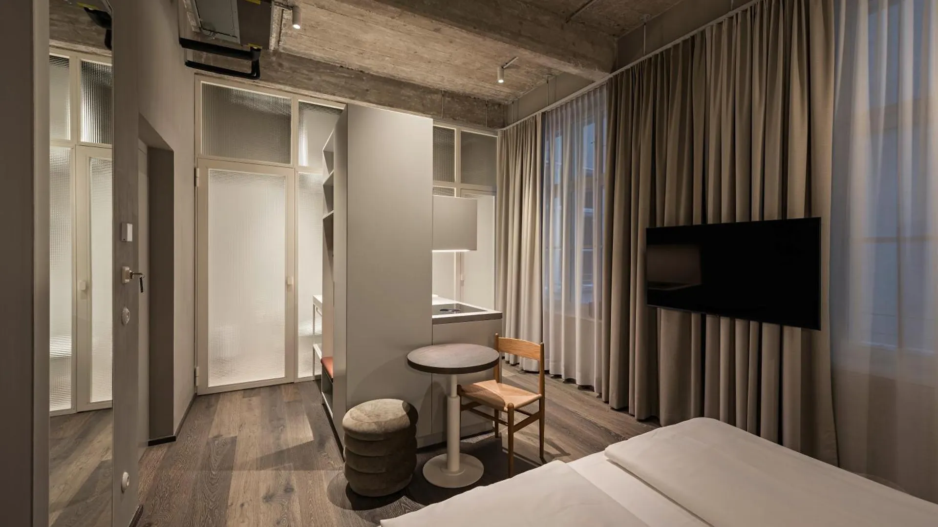 Rooms By Wolfensson - Boutique Hotel Vídeň 5*,